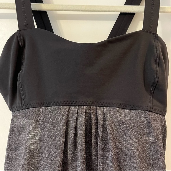 Lululemon Back on Track Tank - Black - Size 6 - Picture 3 of 10